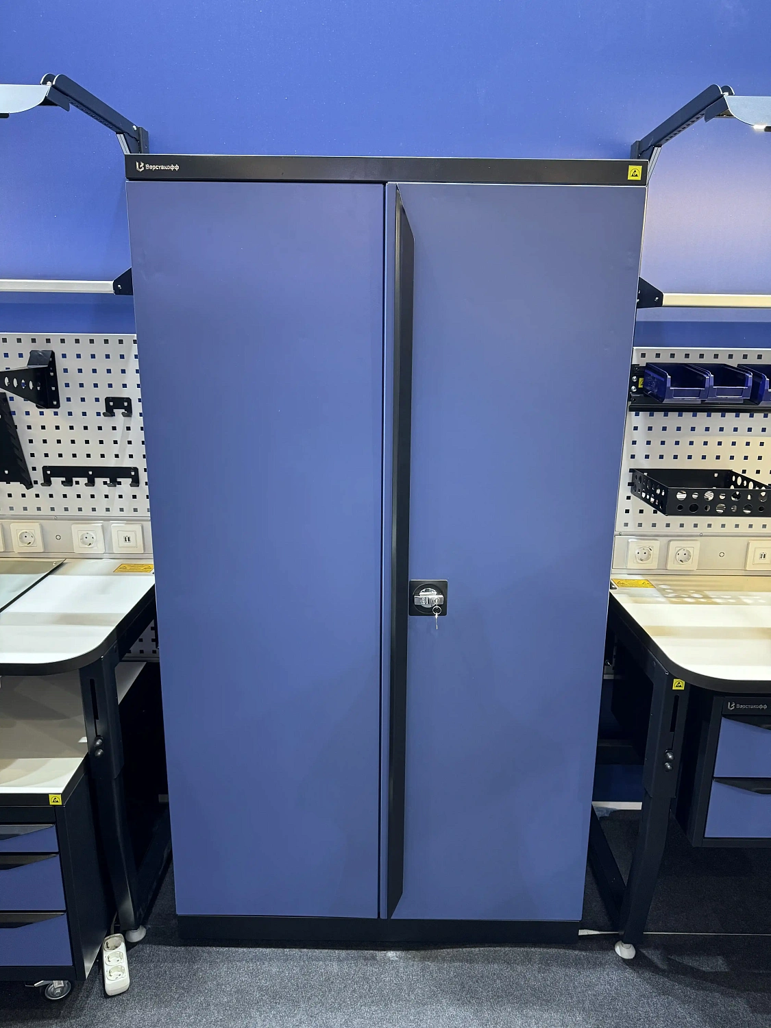 SPC 182.10B.2S Шкаф антистатический 1800x1000x500 мм